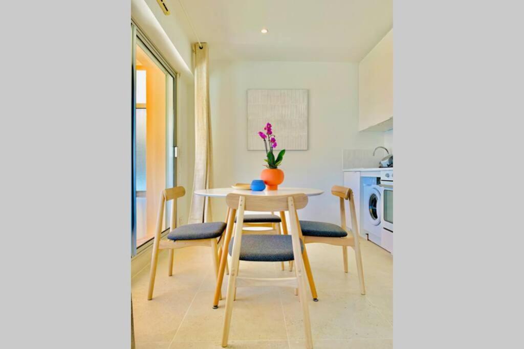 Appartement Antheor - vue exceptionnelle - refait à neuf 4 couchages à Saint-Raphaël Extérieur photo
