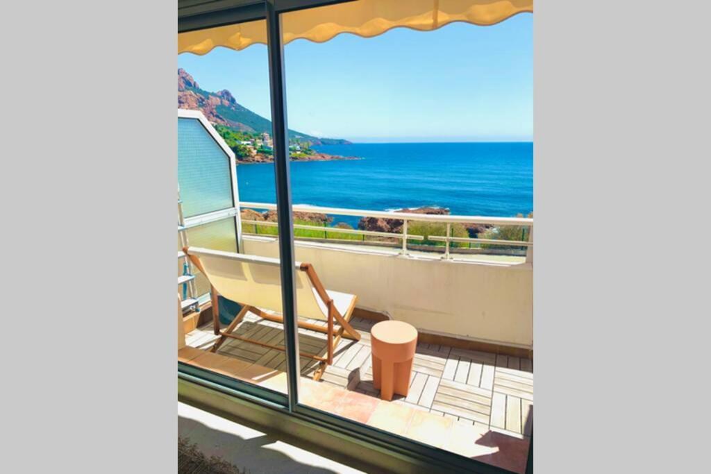 Appartement Antheor - vue exceptionnelle - refait à neuf 4 couchages à Saint-Raphaël Extérieur photo